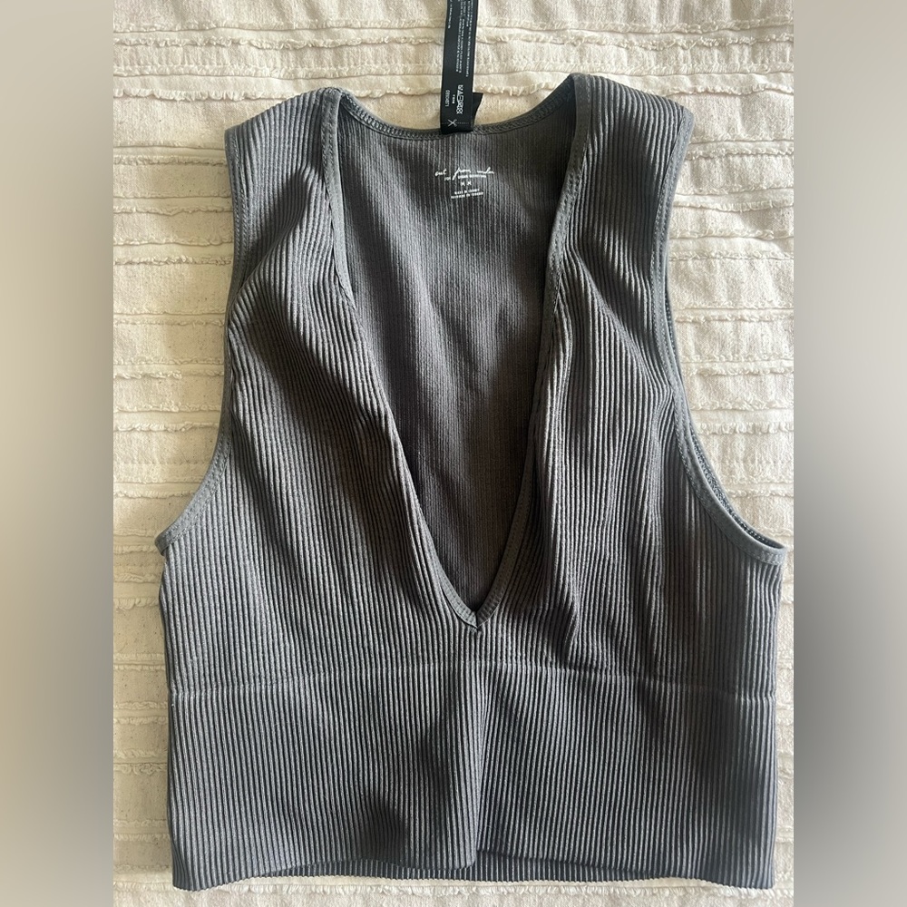 - NWOT Urban Outfitters Crop top
